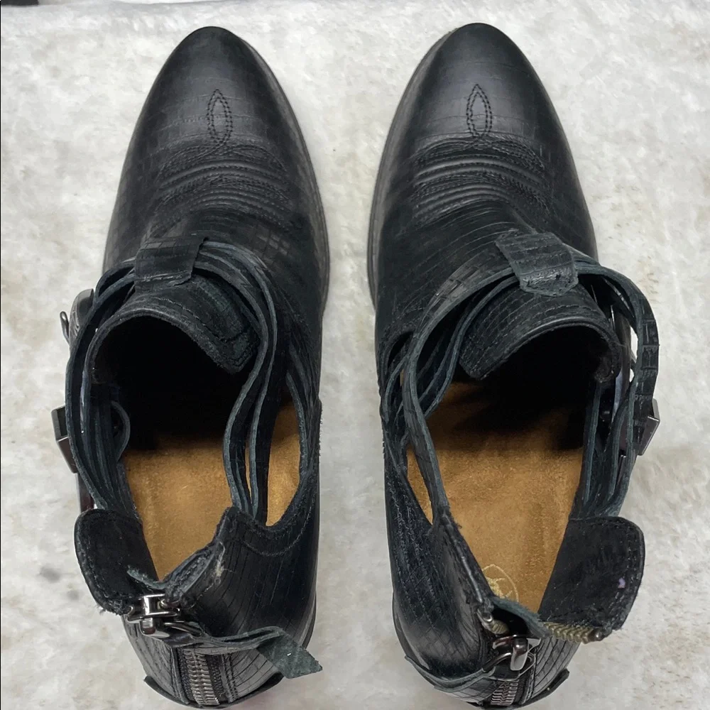 Ariat elegant black